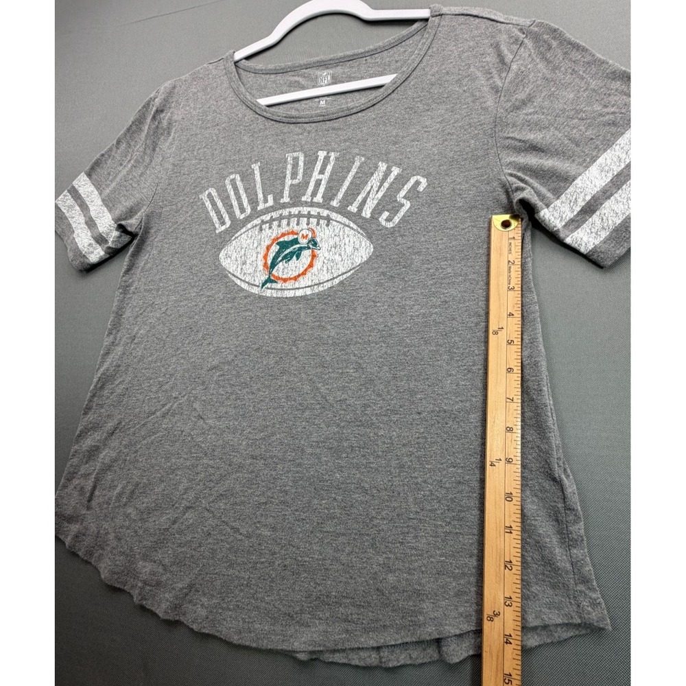 NFL Miami Dolphins T Shirt Heather Gray Distressed Football Tee | Women's Medium - Picture 4 of 8
